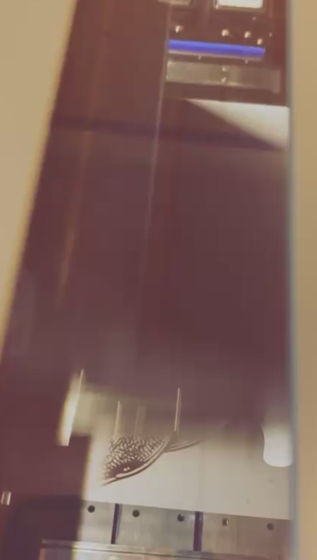 Camiseta Policía de Corazón – FACTA NON VERBA - Edición FUNDADORES 2026